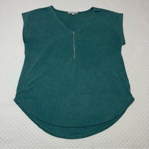 Green Envelope V Neck Zip Up Short Sleeve Top Sz XL